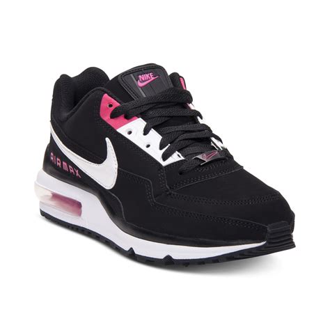 nike schwarz pink|pink Nike shoes for men.